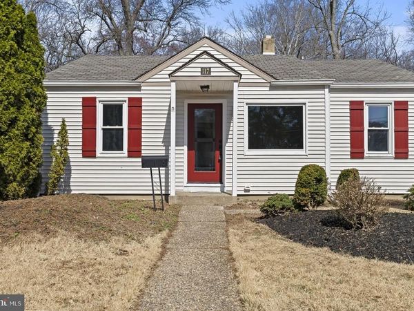 117 LAKE BOULEVARD , LINDENWOLD, NJ 08021