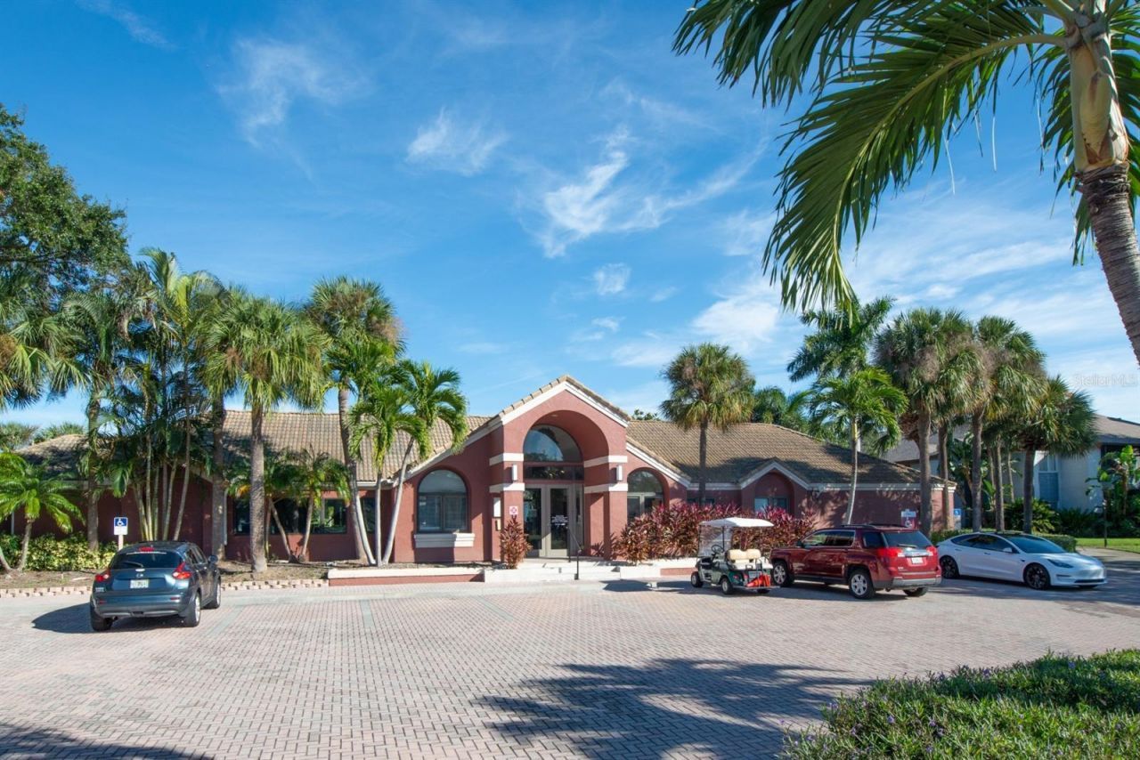 10265 Gandy Boulevard N, Unit 1505, Saint Petersburg, FL 33702 Photo