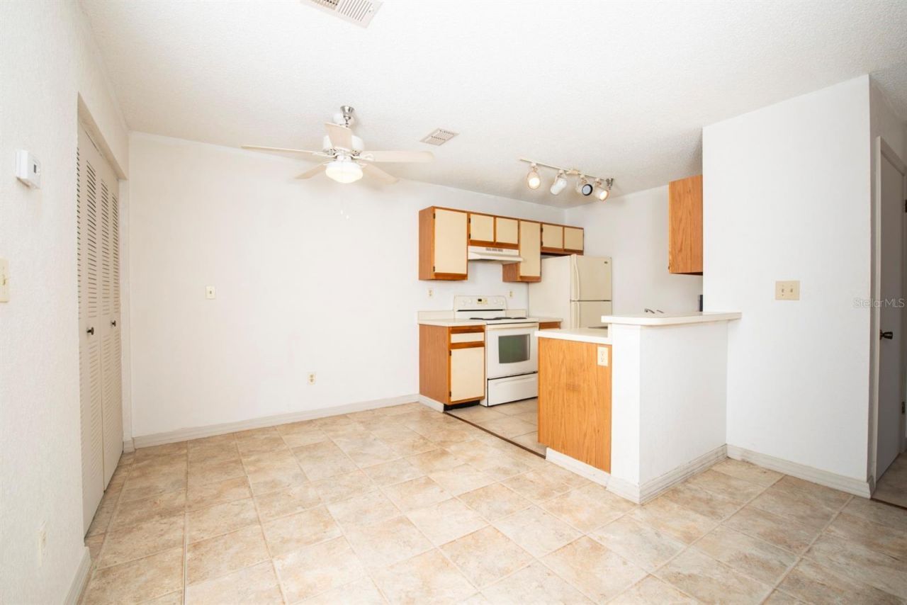 10265 Gandy Boulevard N, Unit 1505, Saint Petersburg, FL 33702 Photo