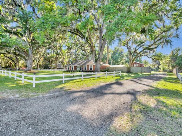 26721 BLOOMFIELD AVENUE , YALAHA, FL 34797