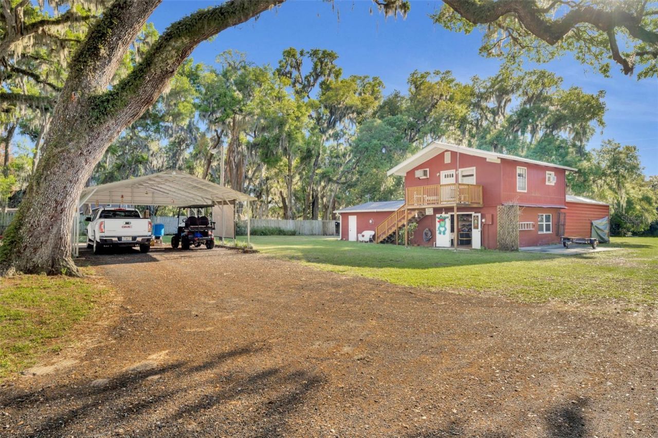 26721 Bloomfield Avenue , Yalaha, FL 34797 Photo