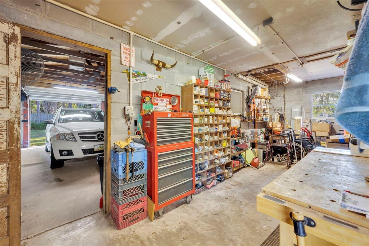 26721 Bloomfield Avenue , Yalaha, FL 34797 Photo