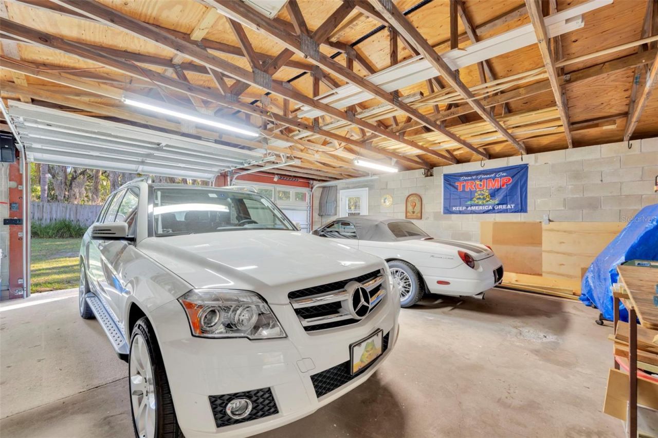 26721 Bloomfield Avenue , Yalaha, FL 34797 Photo