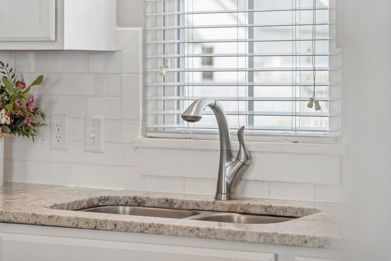 107 Clear Bend Lane Photo 11