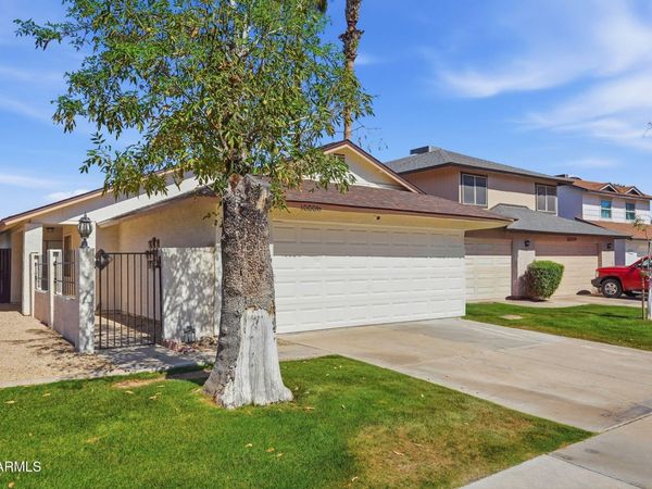 10006 W SELLS Drive, Phoenix, AZ 85037