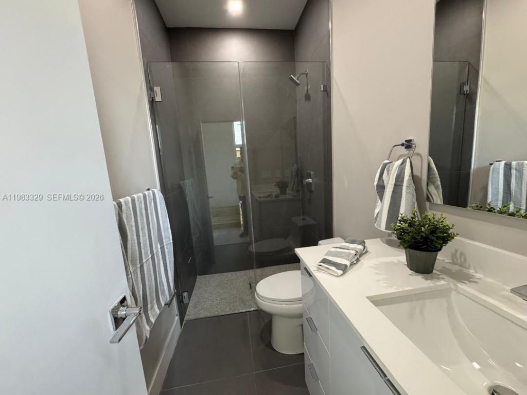 1028 NW 8th Ave , Fort Lauderdale, FL 33311 Photo