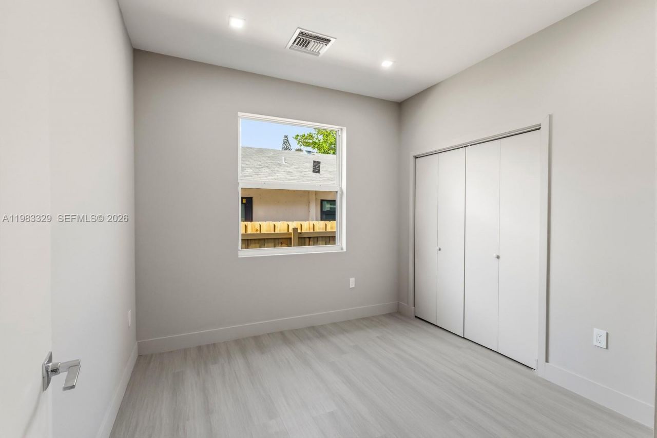 1028 NW 8th Ave , Fort Lauderdale, FL 33311 Photo