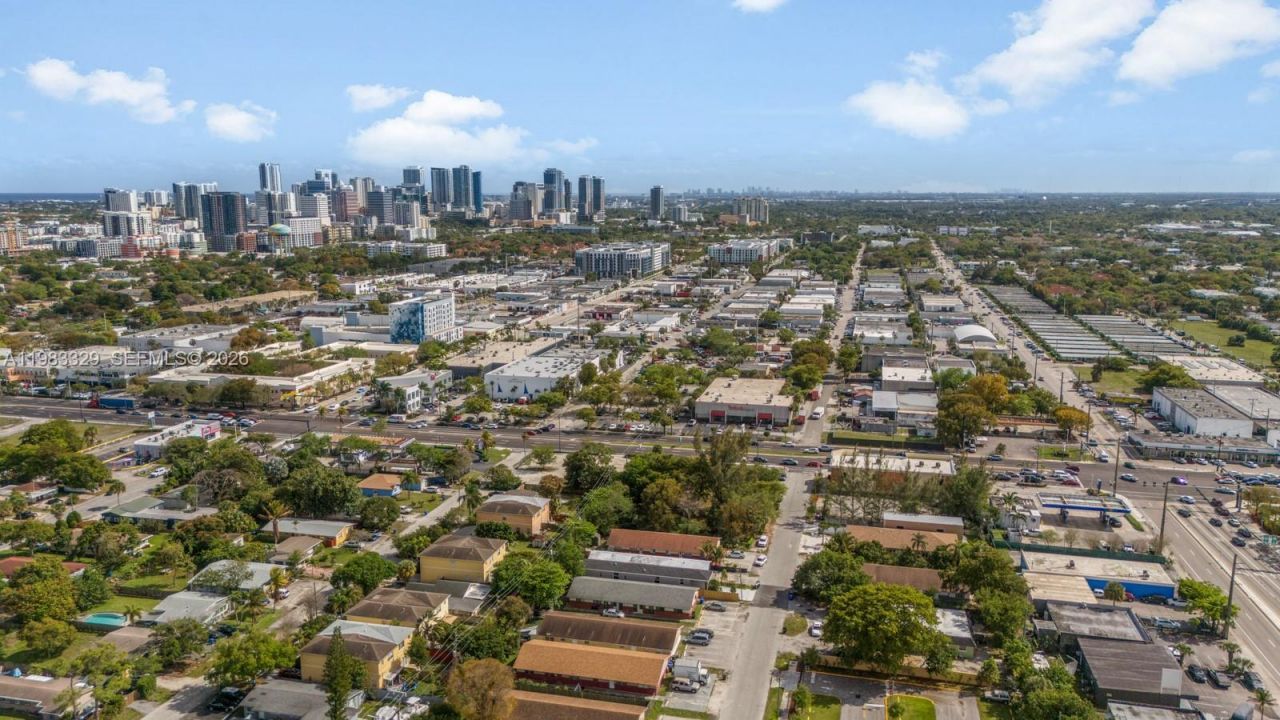 1028 NW 8th Ave , Fort Lauderdale, FL 33311 Photo