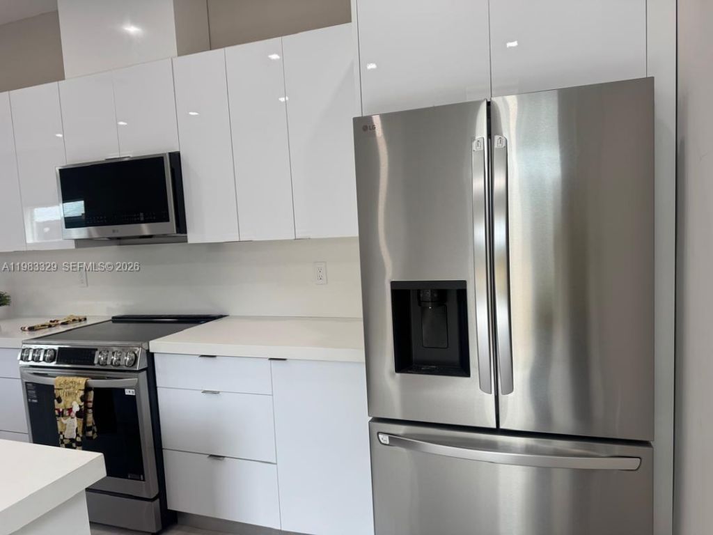 1028 NW 8th Ave , Fort Lauderdale, FL 33311 Photo