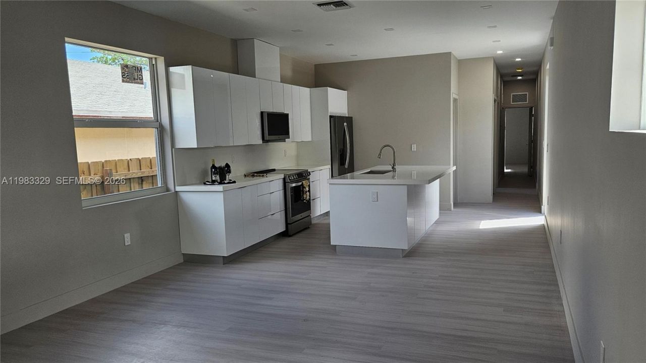 1028 NW 8th Ave , Fort Lauderdale, FL 33311 Photo