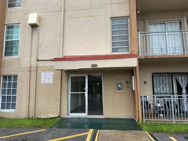 4713 NW 7th St , Unit 406-1, Miami, FL 33126