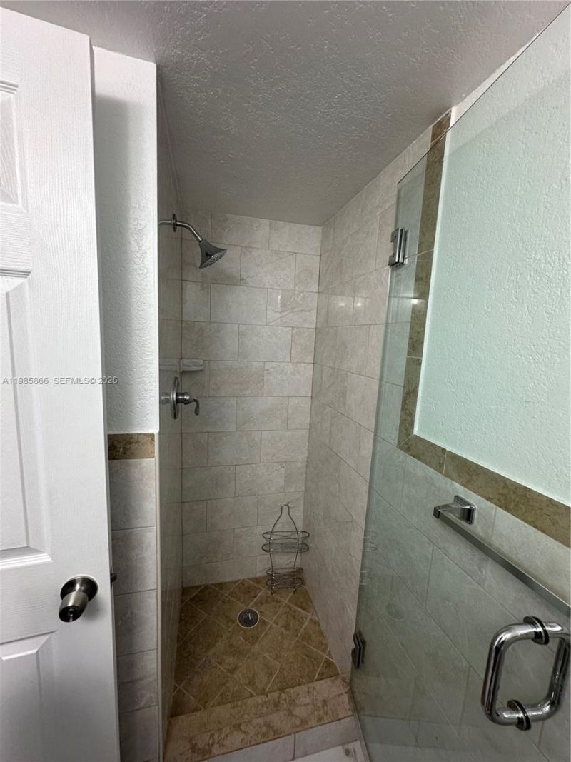 4713 NW 7th St , Unit 406-1, Miami, FL 33126 Photo
