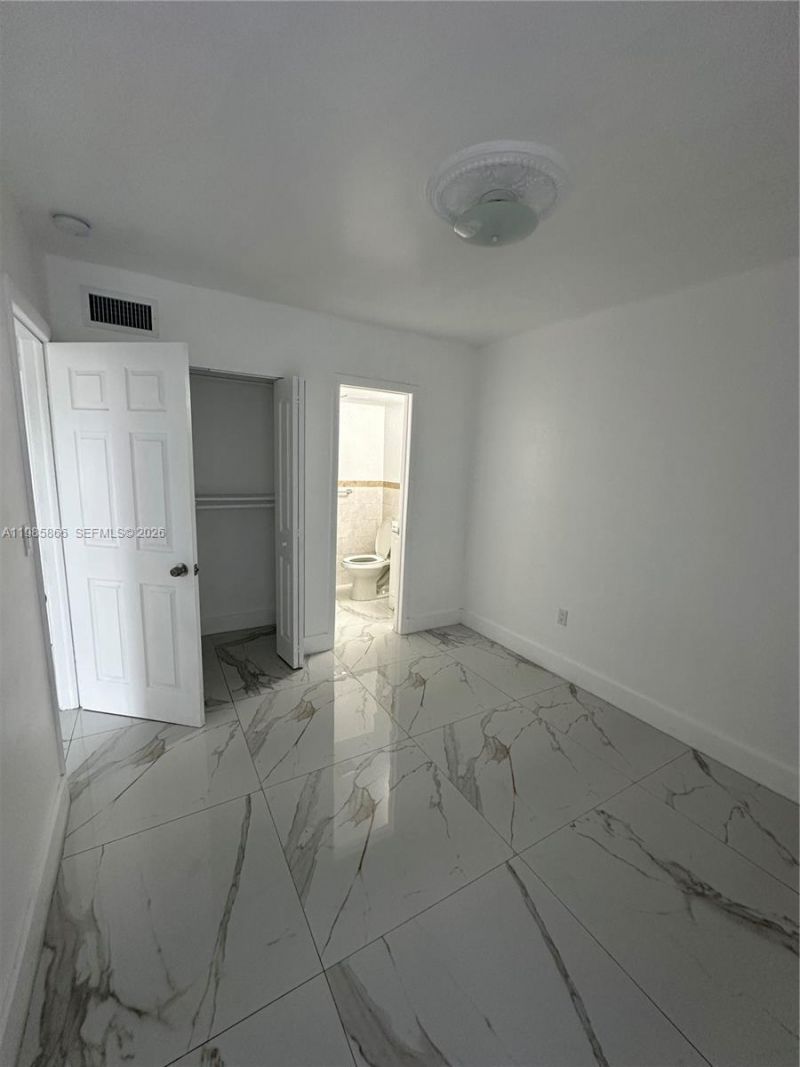 4713 NW 7th St , Unit 406-1, Miami, FL 33126 Photo