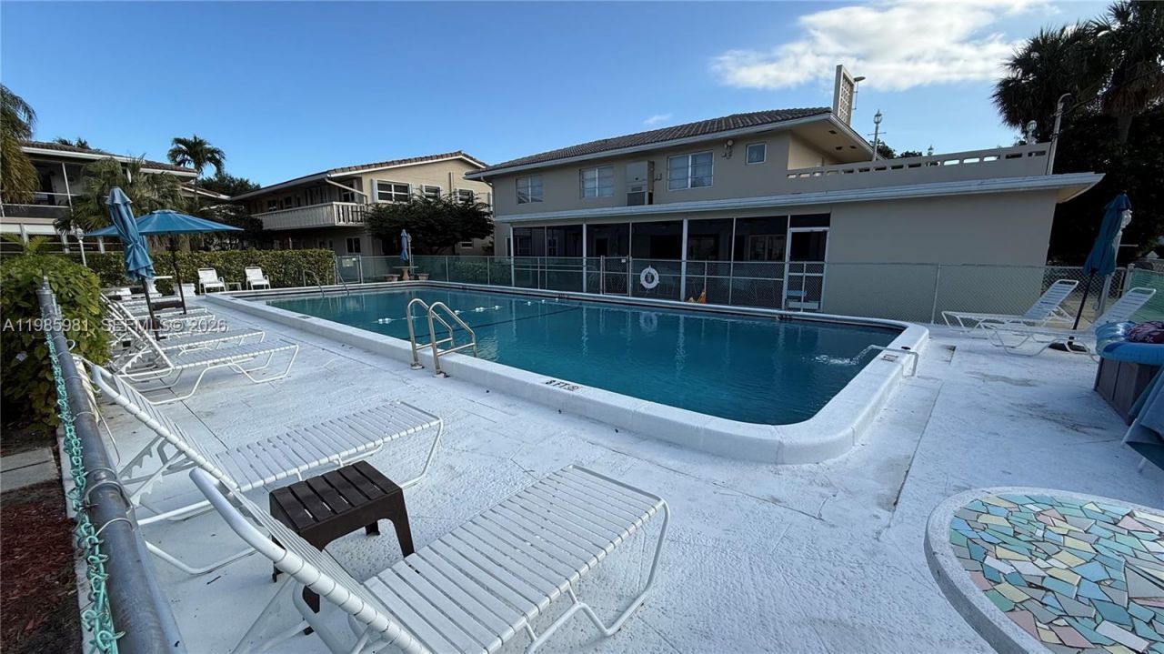 2115 NE 42nd Ct, Unit 206N, Lighthouse Point, FL 33064 Photo