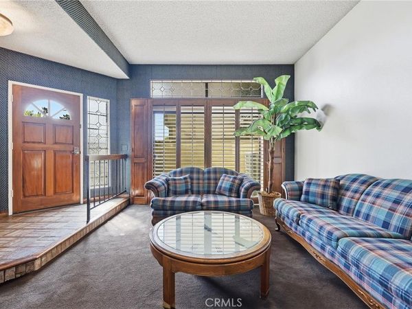 7100 Balboa Boulevard, Unit 1003, Lake Balboa, CA 91406