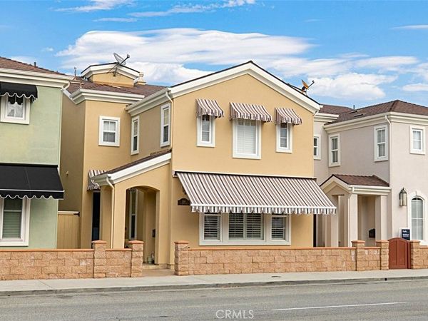 208 E Balboa Boulevard, Newport Beach, CA 92661