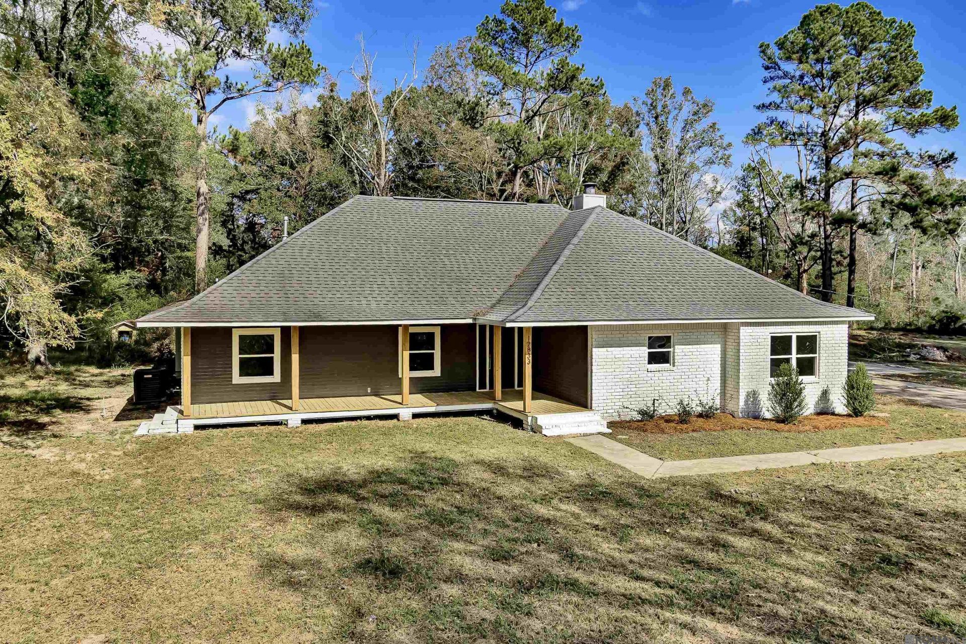 12833 Port Hudson Pride Rd, Zachary, LA 70791 Main Photo