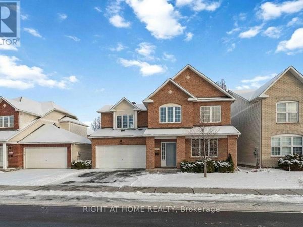 104B Craig Henry Drive, Ottawa, ON K2G6L8