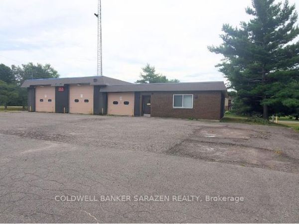 7010 Parkway Road, Ottawa, ON K4P1A7