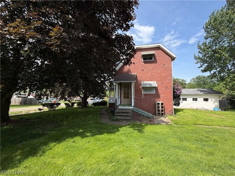 218 S Lawn Drive, Newcomerstown, OH 43832 Photo 17