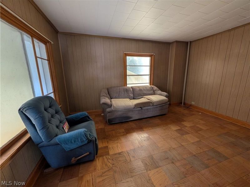 218 S lawn Drive, Newcomerstown, OH 43832 Photo 4