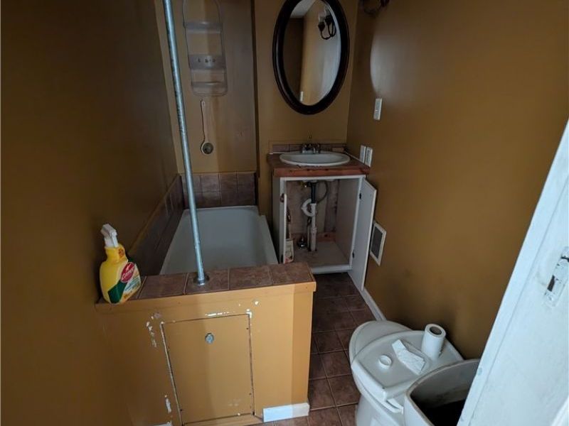 218 S lawn Drive, Newcomerstown, OH 43832 Photo 5