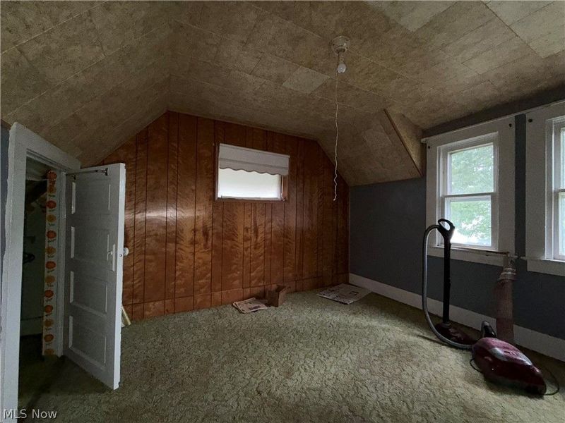 218 S Lawn Drive, Newcomerstown, OH 43832 Photo 8