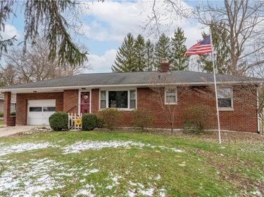 6775 Grove Road, New Franklin, OH 44216