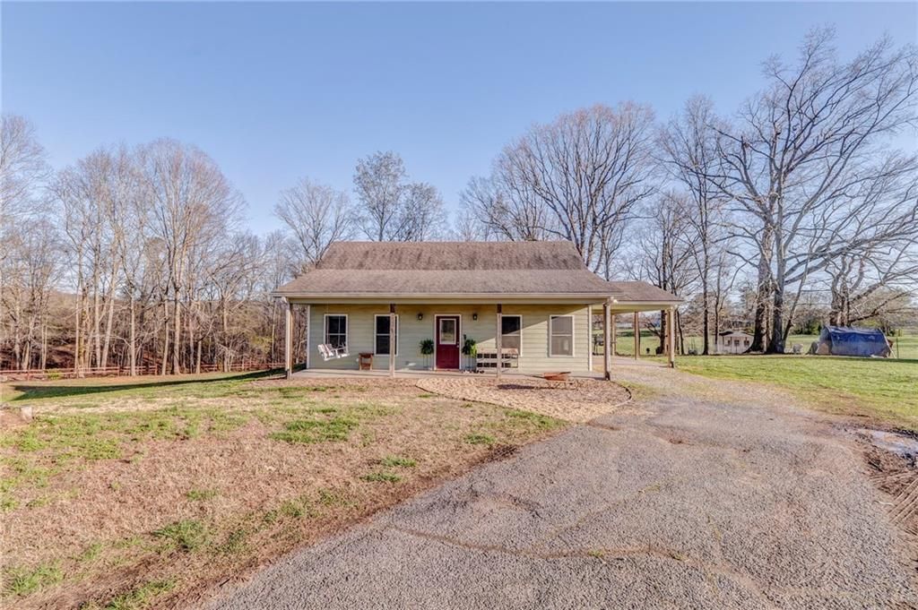 209 Moss Road, Fairmount, GA 30139 Main Photo