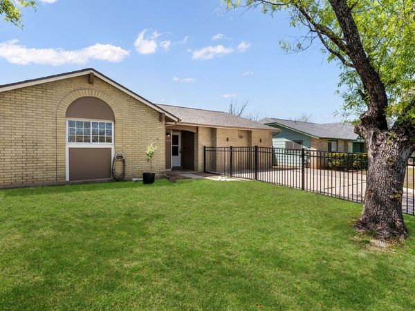 7626 Meadow Lawn, San Antonio, TX 78251