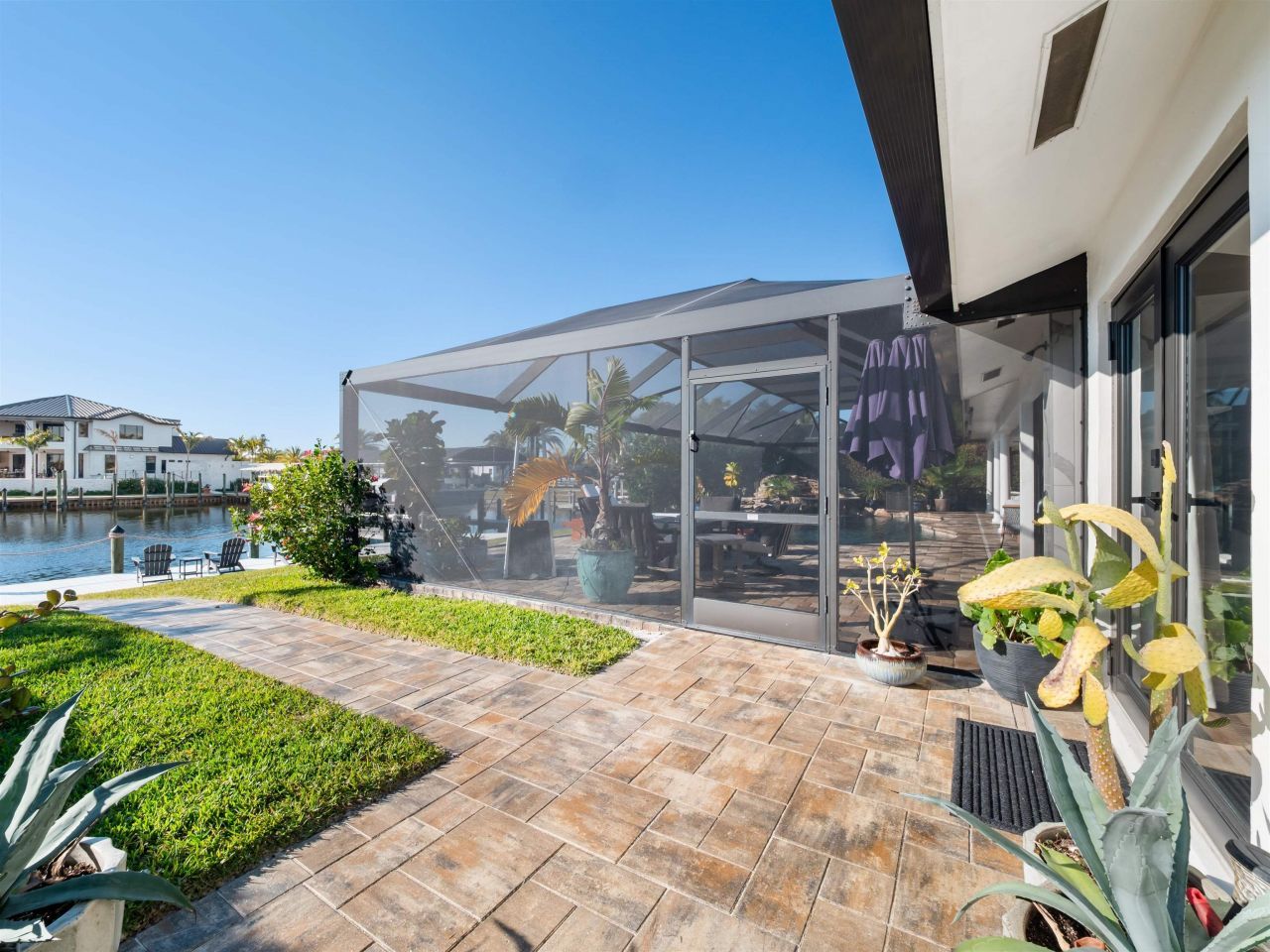 6610 Joanna Cir, Fort Myers, FL 33919 Photo