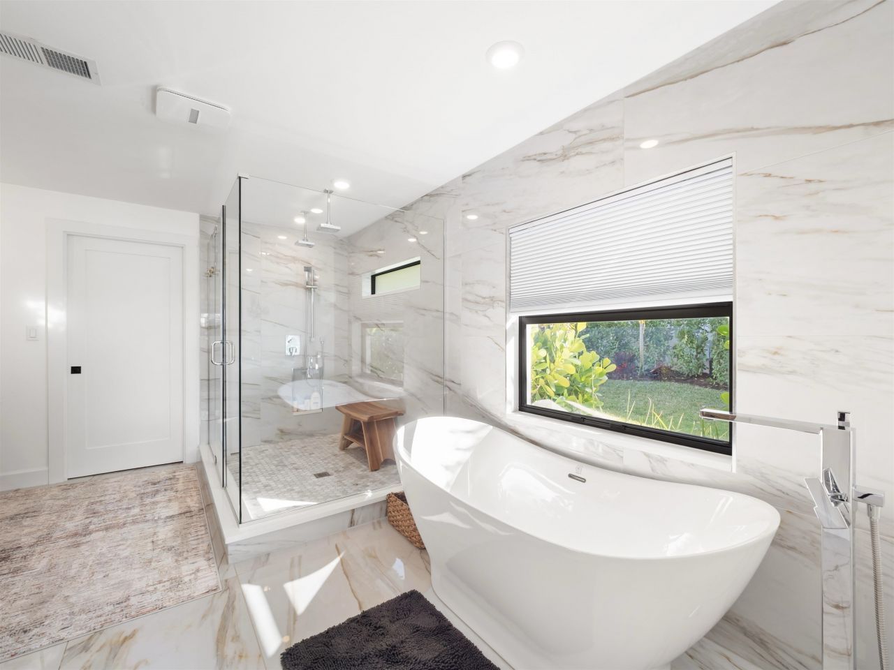 6610 Joanna Cir, Fort Myers, FL 33919 Photo