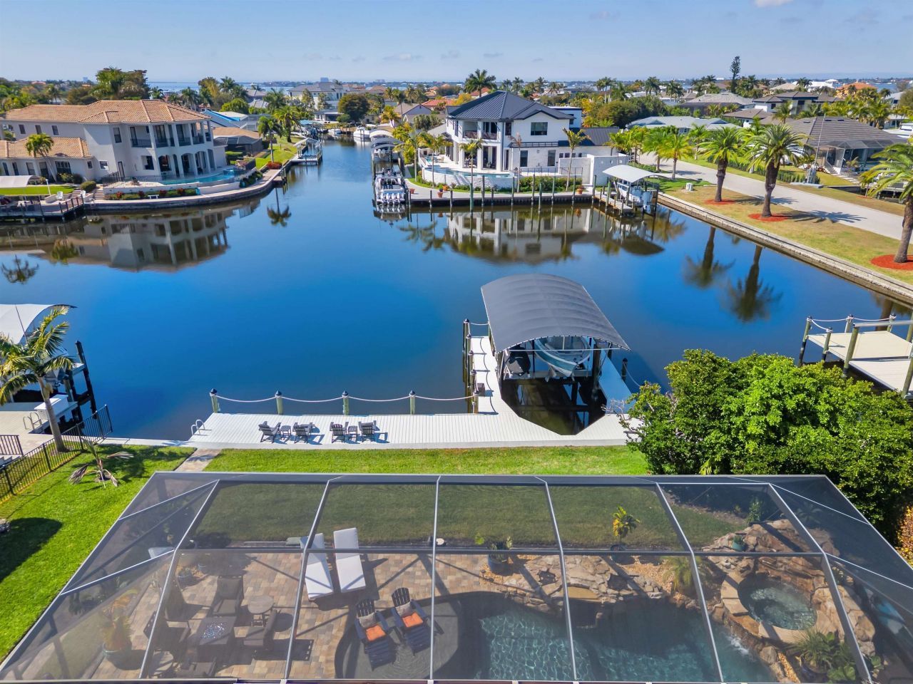 6610 Joanna Cir, Fort Myers, FL 33919 Photo