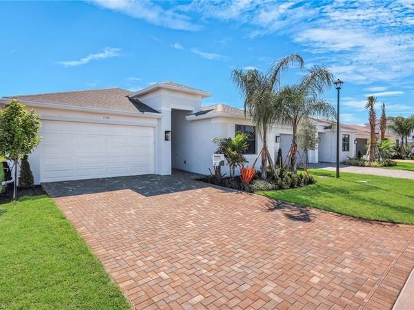 3368 Meloy DR, FORT MYERS, FL 33905