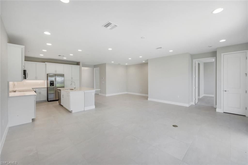 3368 Meloy Dr, Fort Myers, FL 33905 Photo