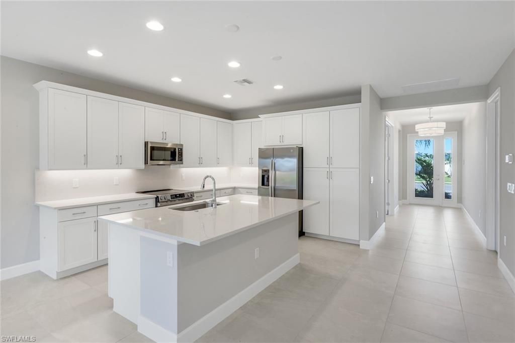 3368 Meloy Dr, Fort Myers, FL 33905 Photo