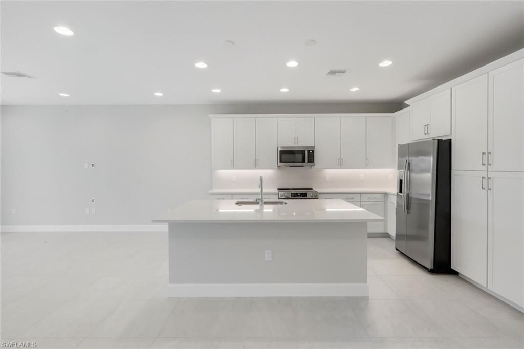 3368 Meloy Dr, Fort Myers, FL 33905 Photo