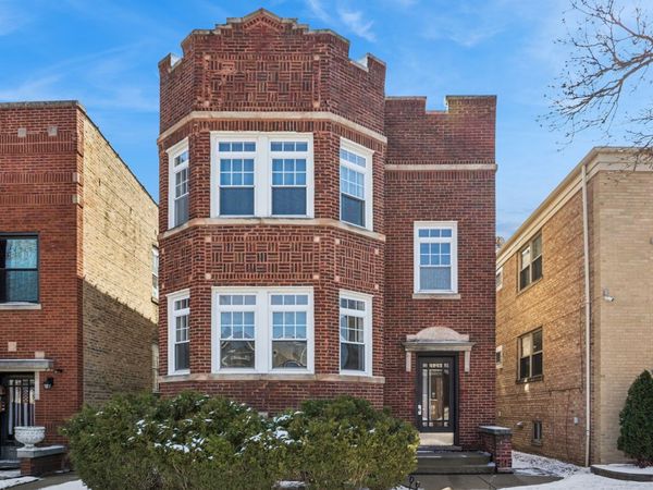 4945 N Kilpatrick Avenue, Unit 1, Chicago, IL 60630