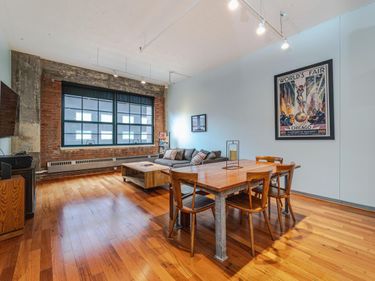 250 Park Avenue, Unit 304, Minneapolis, MN 55415