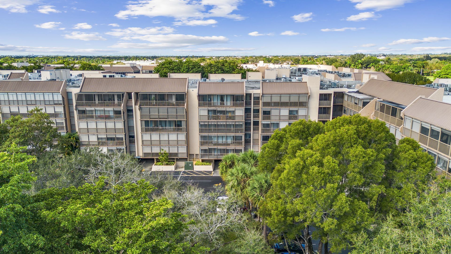 2802 N 46th Avenue, Unit B513, Hollywood, FL 33021 Photo