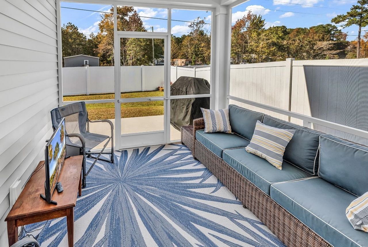 928 Maya Layne Dr. Photo 19