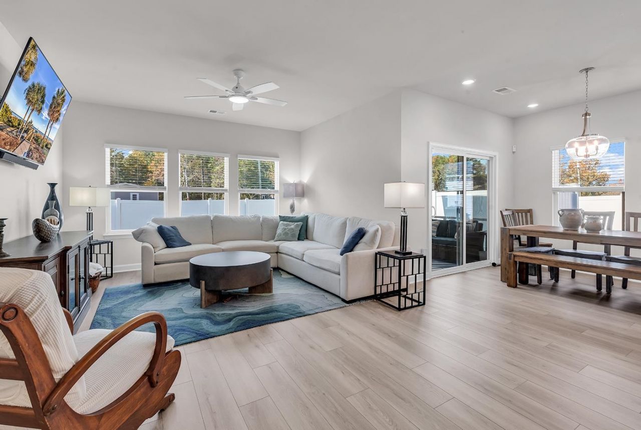 928 Maya Layne Dr. Photo 6