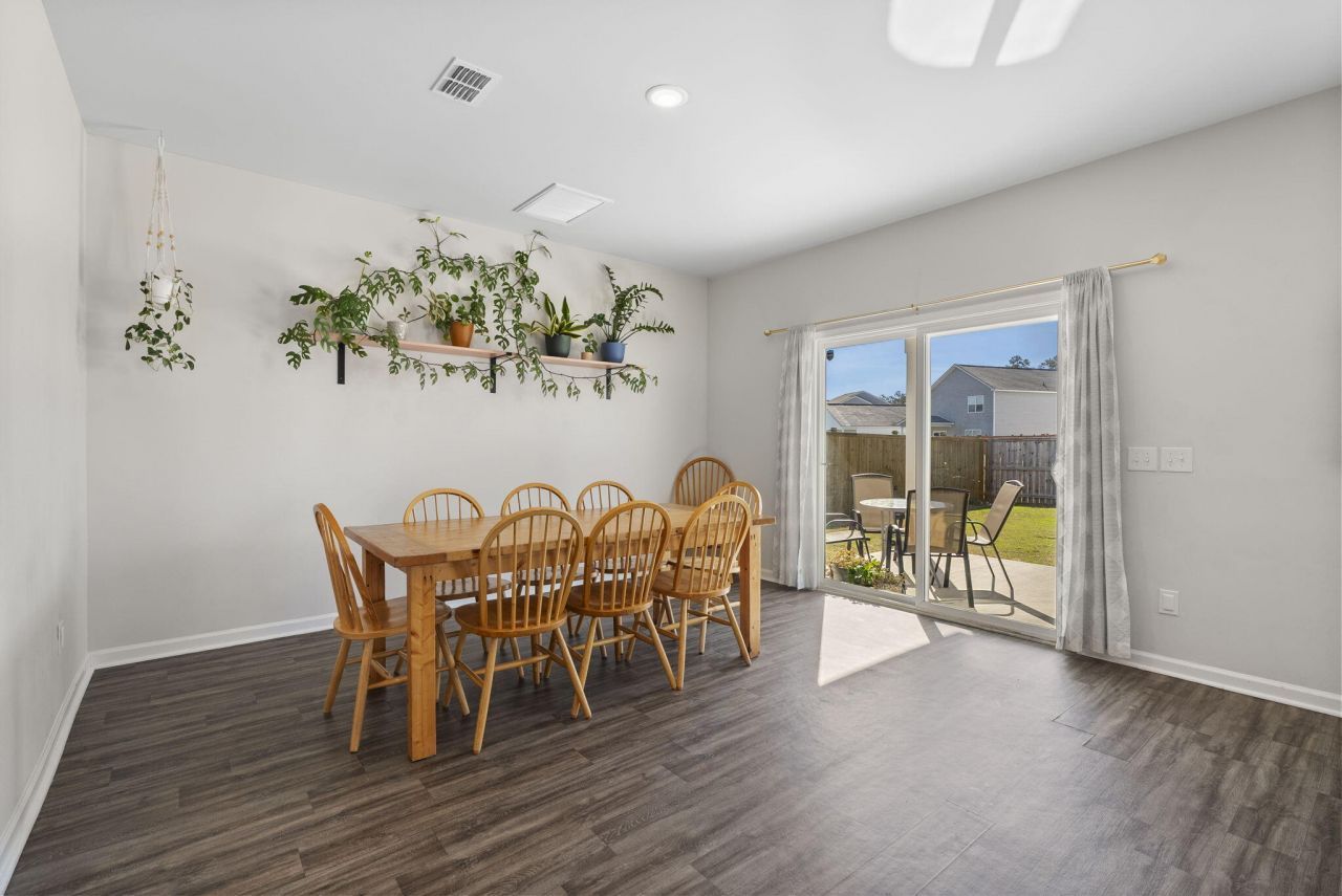 224 Parkwood Vista Way Photo 16