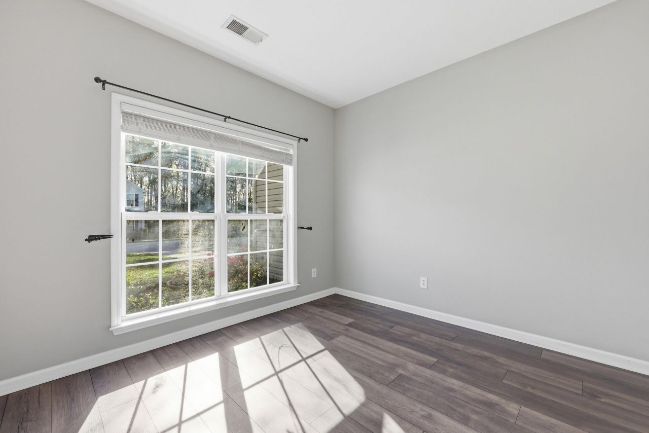 1810 Crossbill Trail Photo 7