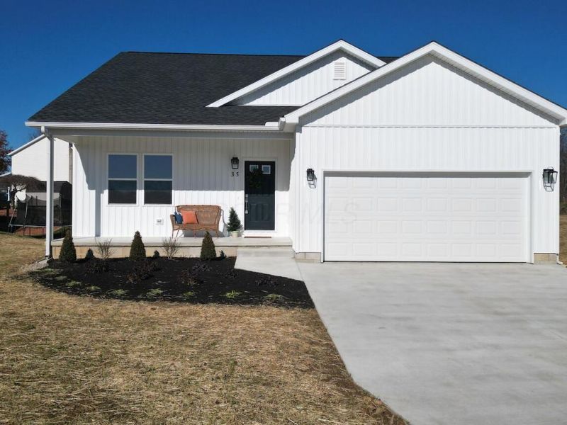 35 Pickett Court , Chillicothe, OH 45601 Photo 1