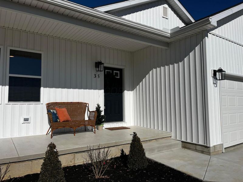 35 Pickett Court , Chillicothe, OH 45601 Photo 2