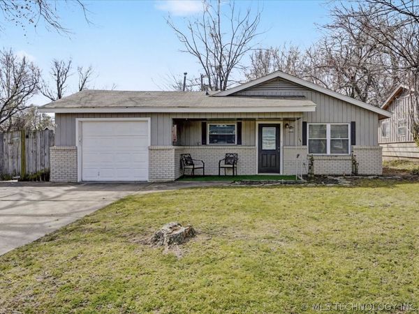 509 W Knoxville Street , Broken Arrow, OK 74012