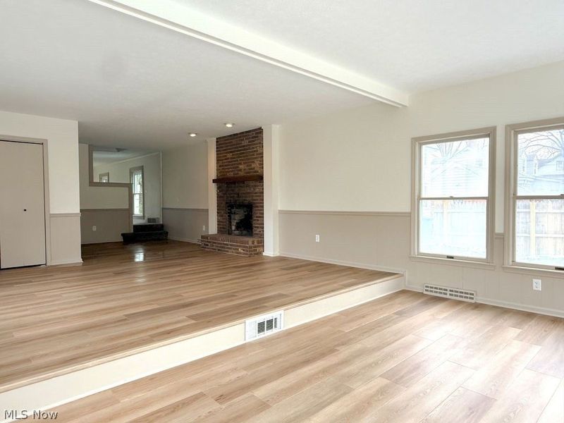 419 Oak Knoll NE, Warren, OH 44483 Photo 13