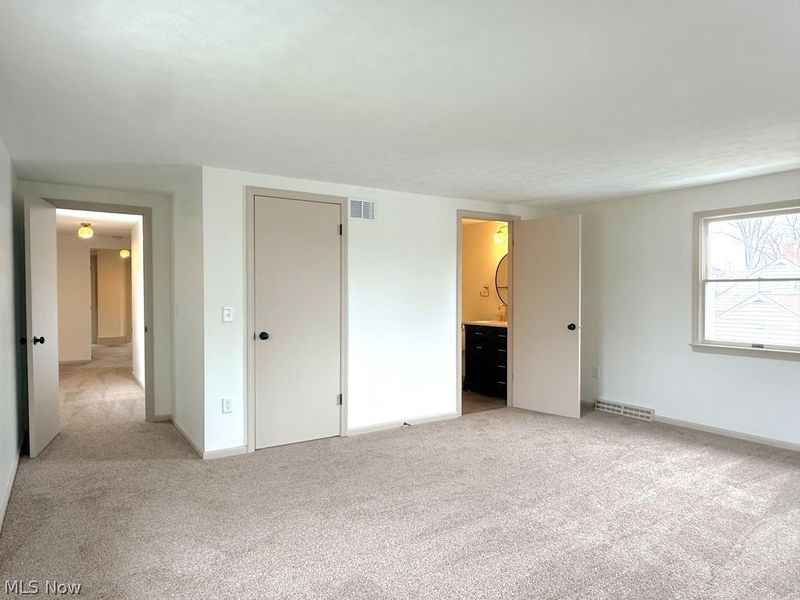 419 Oak Knoll NE, Warren, OH 44483 Photo 19