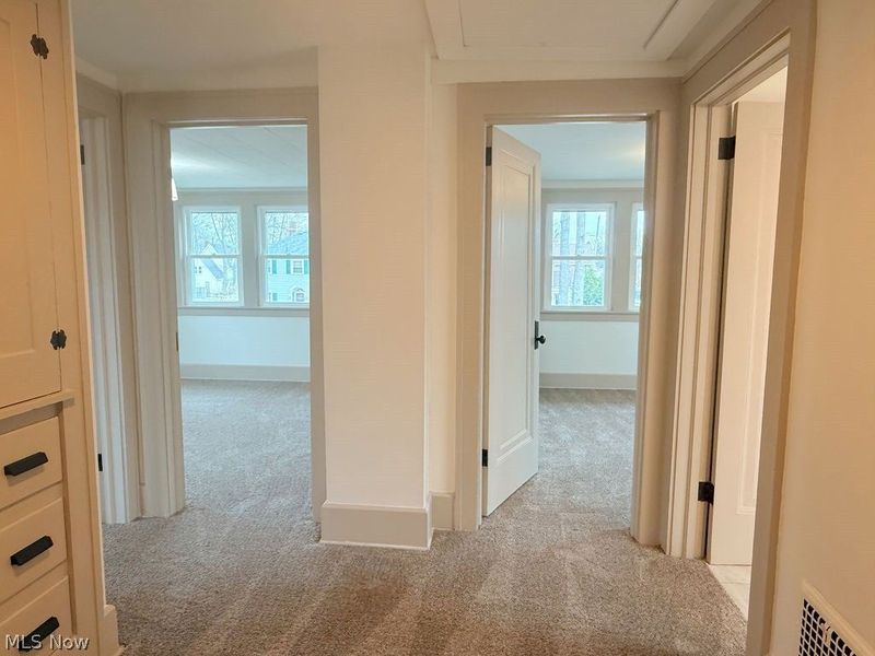 419 Oak Knoll NE, Warren, OH 44483 Photo 21